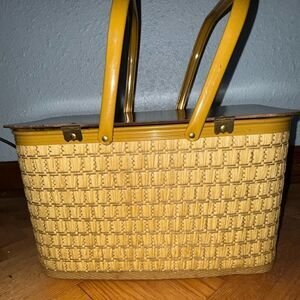Vtg Redmon Woven Picnic Basket 🧺 Mid-century modern Hard shell lid Dual handles